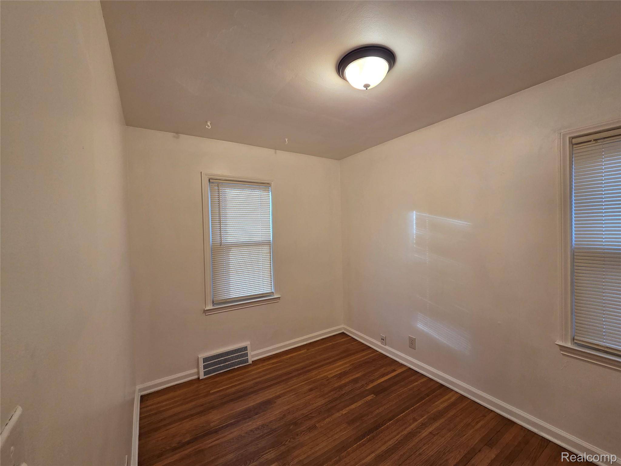 Detroit, MI 48234,20409 Yonka ST