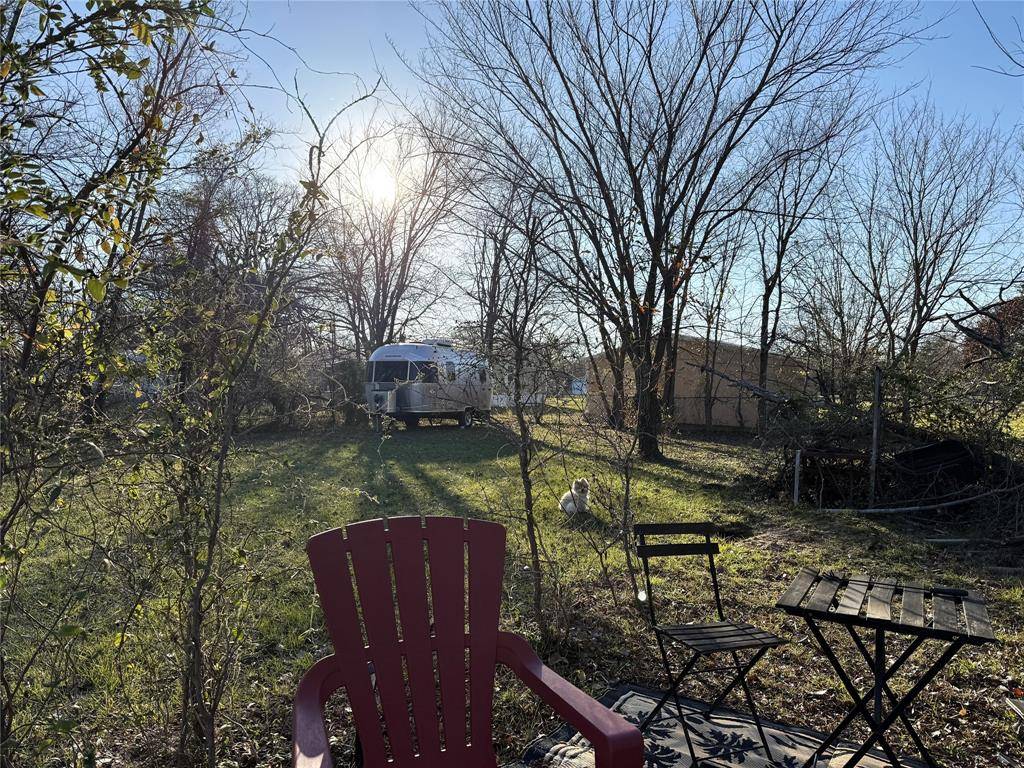 West Tawakoni, TX 75474,909 Redoak Drive