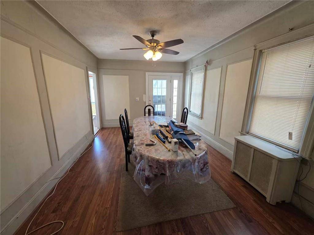 Queens, NY 11426,89-25 238th ST