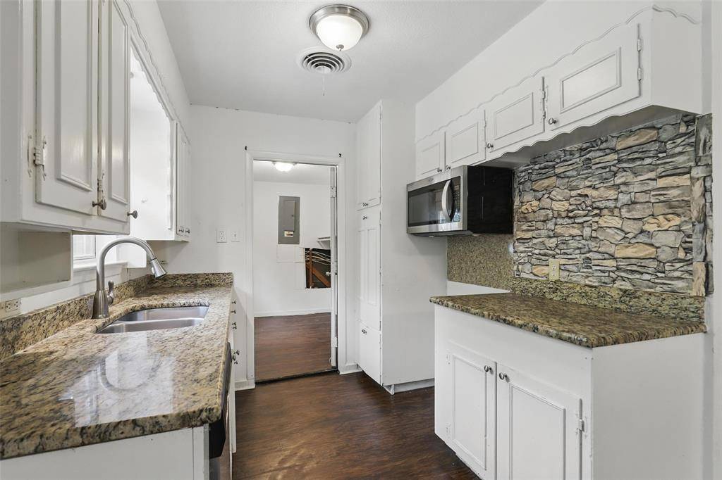 Forest Hill, TX 76140,6716 Alma Street