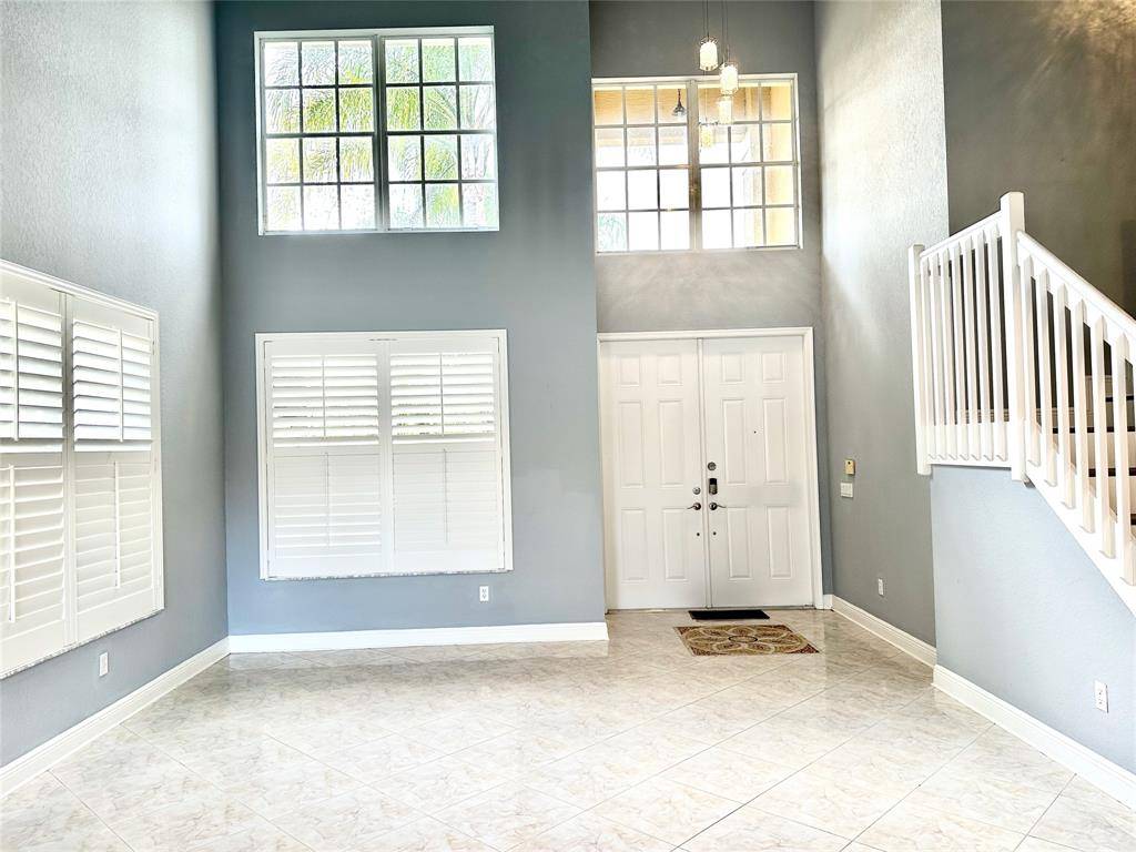 Vero Beach, FL 32962,1886 Grey Falcon Cir SW