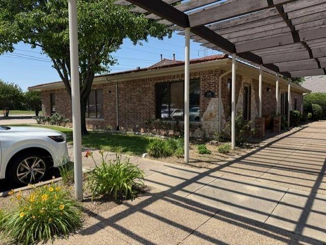 Plano, TX 75093,5204 N Village Creek Drive #201