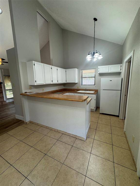 White Settlement, TX 76108,420 S Las Vegas Trail