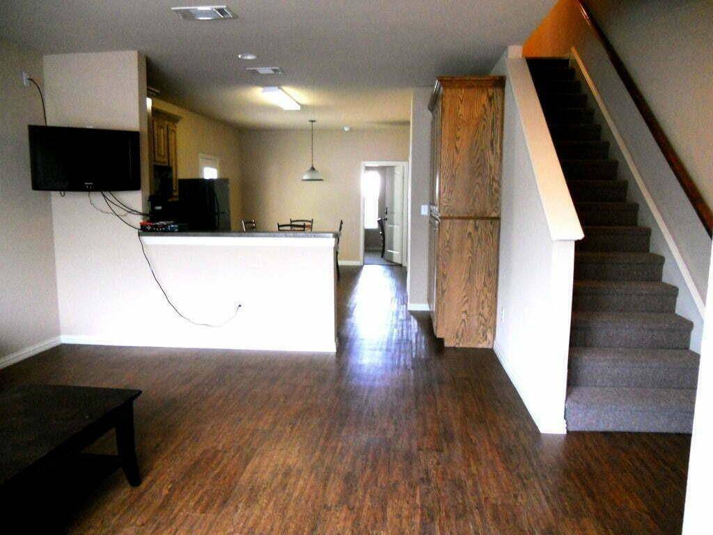 Denton, TX 76201,2418 W Prairie Street #1