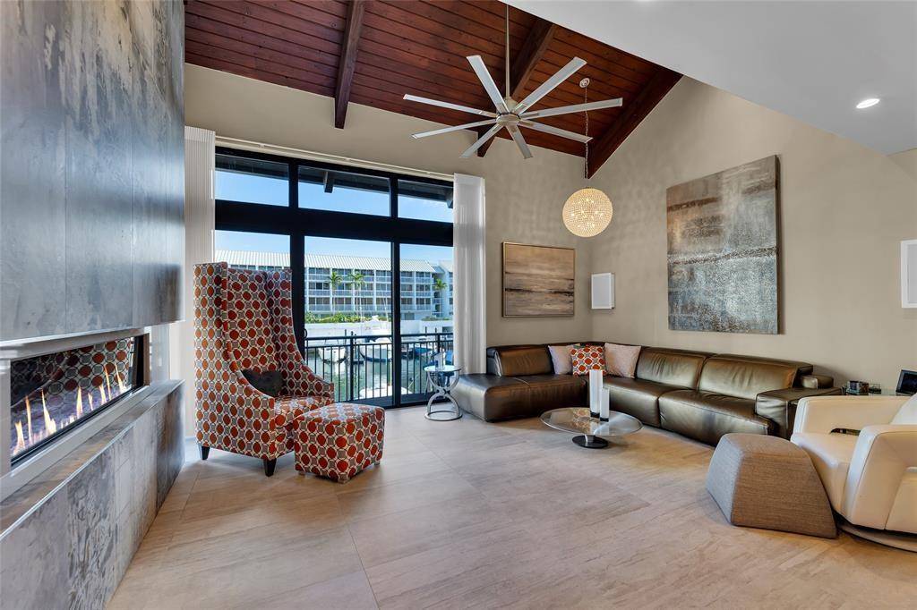 Fort Lauderdale, FL 33316,17 Port Side Dr #17A