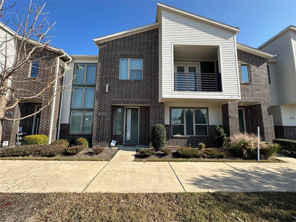 Plano, TX 75075,500 Texas Drive