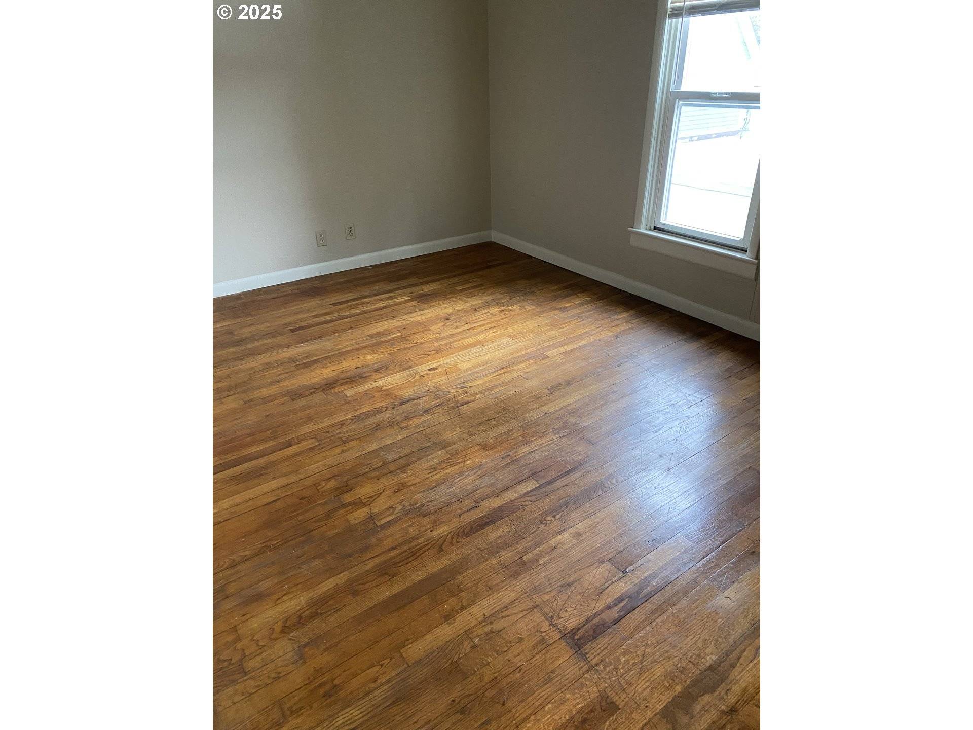 Portland, OR 97215,4320 SE HAWTHORNE BLVD