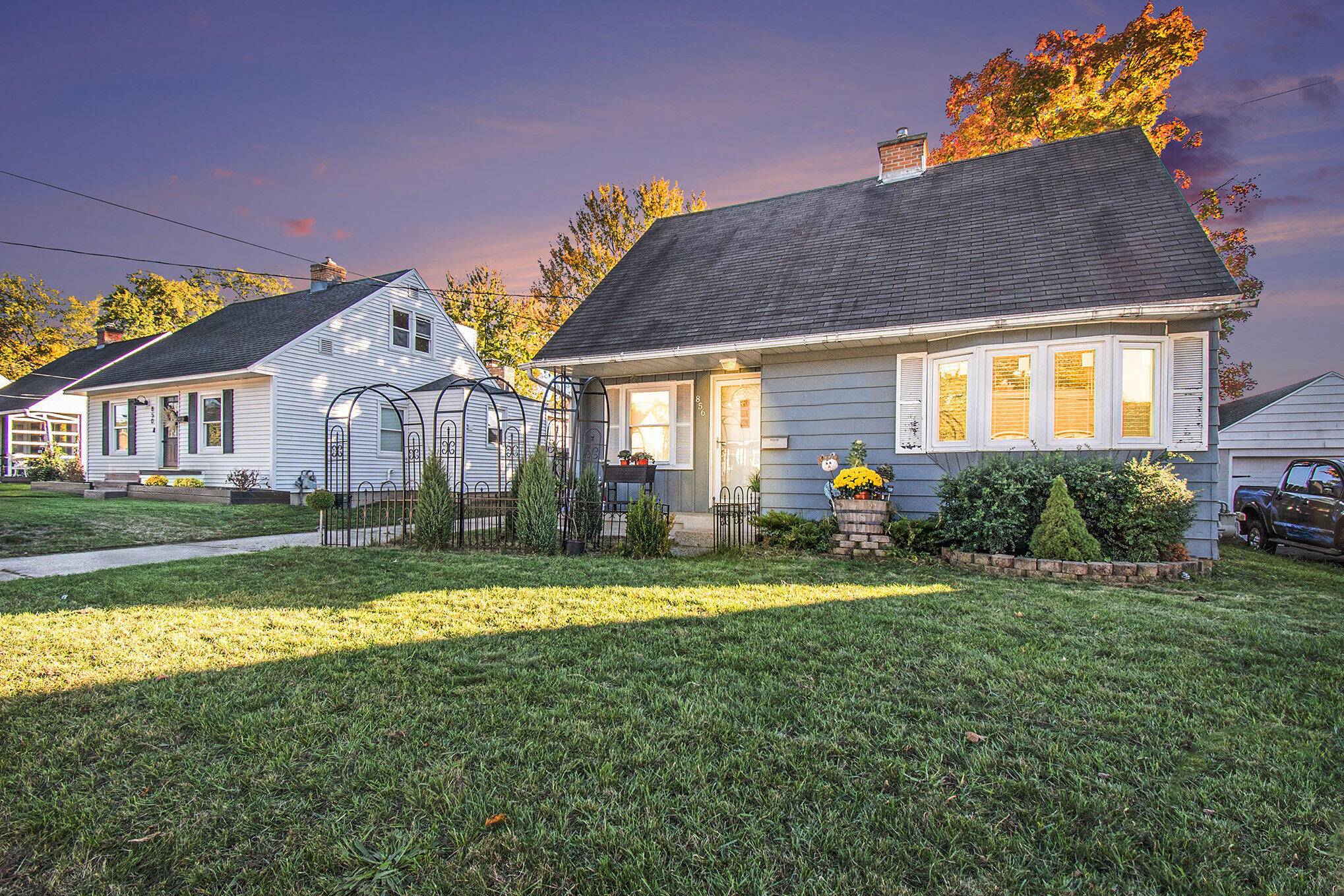 Wyoming, MI 49509,856 Colrain ST SW