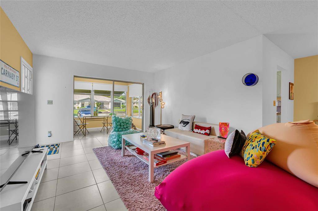 Delray Beach, FL 33484,14620 Canalview Dr #c