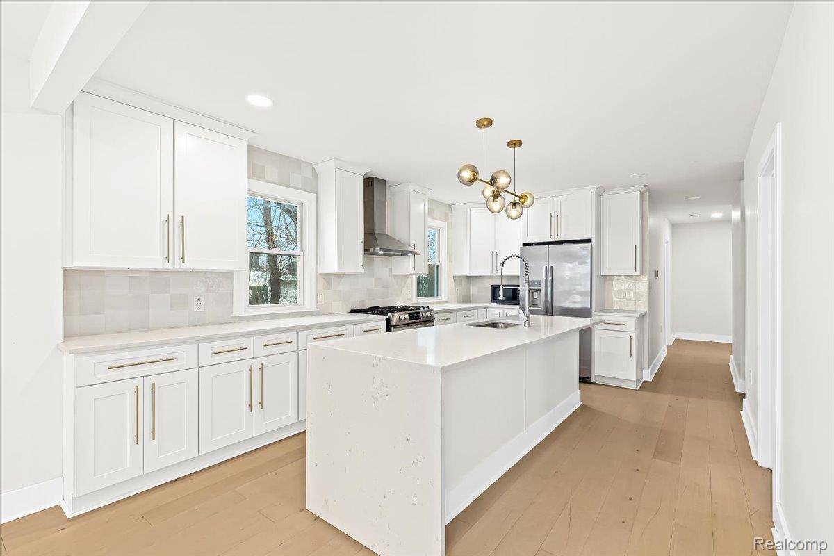 Berkley, MI 48072,2679 Columbia RD