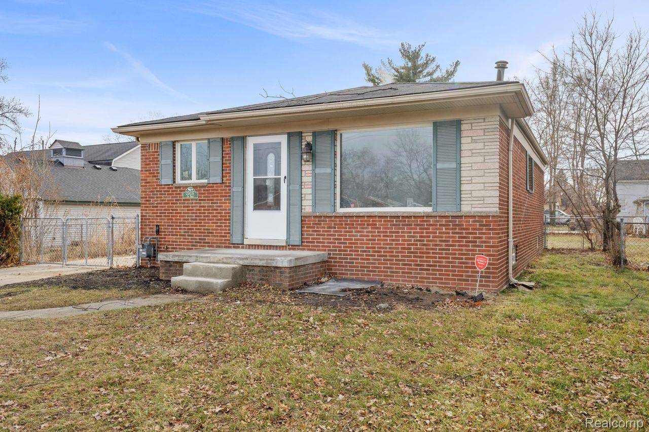 Dearborn Heights, MI 48127,25037 Joy RD