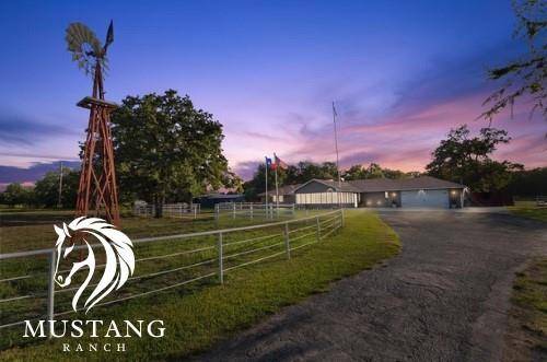 Kaufman, TX 75142,1814 County Road 121