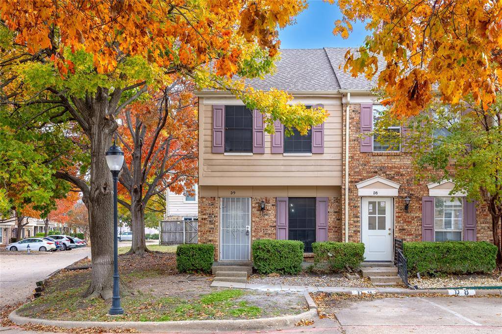 Garland, TX 75040,613 Carriagehouse Lane #9