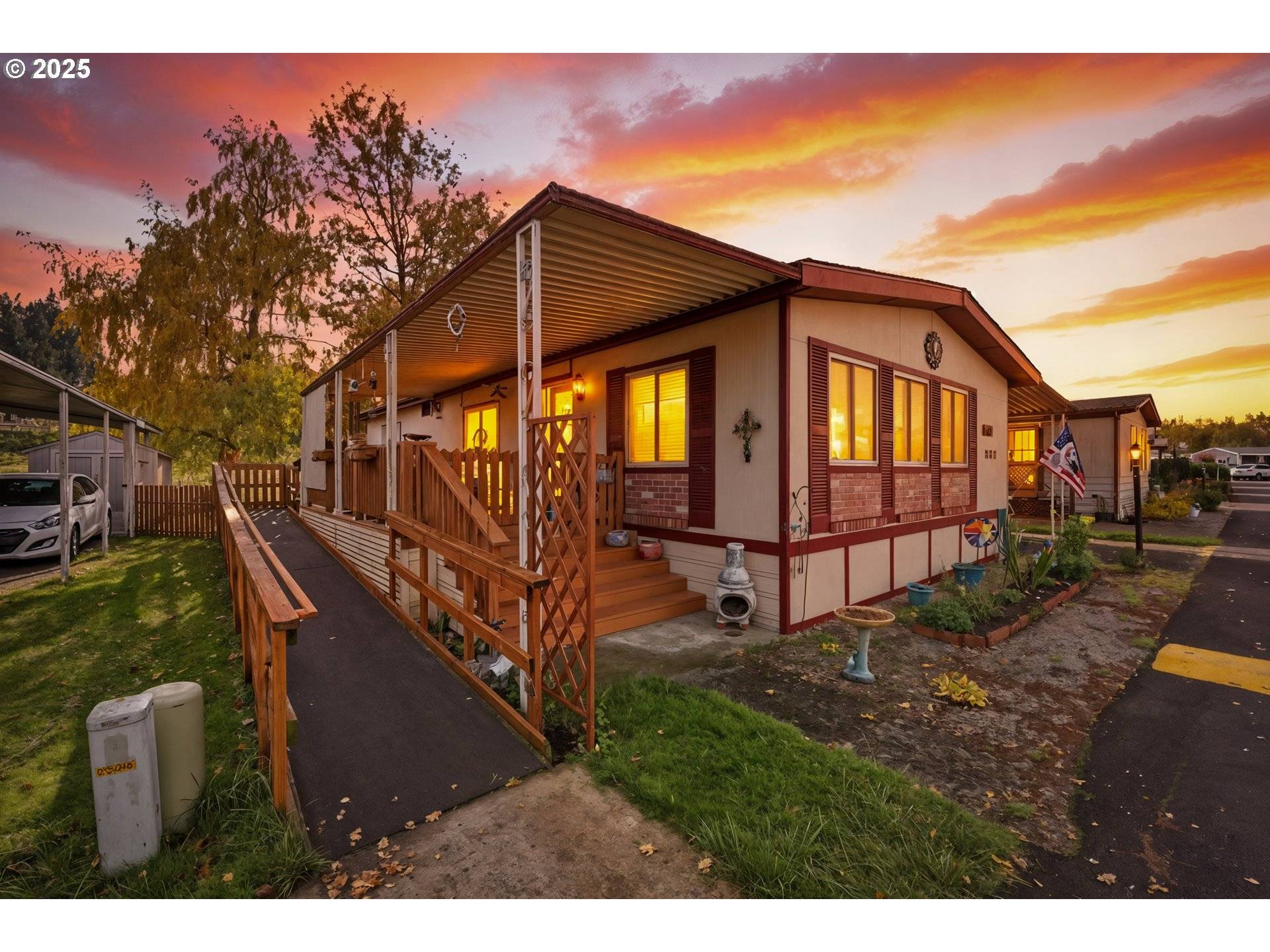 Kelso, WA 98626,2376 KINGFISHER LN