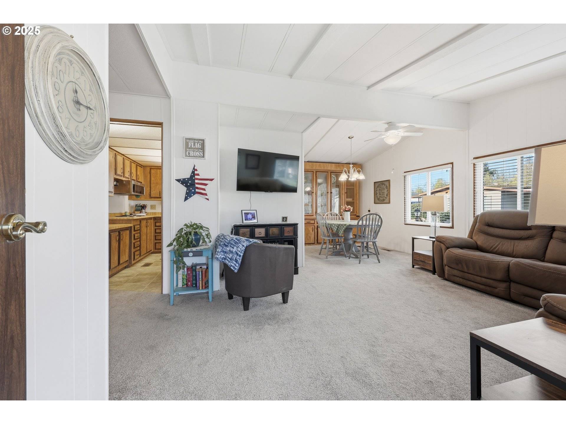 Kelso, WA 98626,2376 KINGFISHER LN