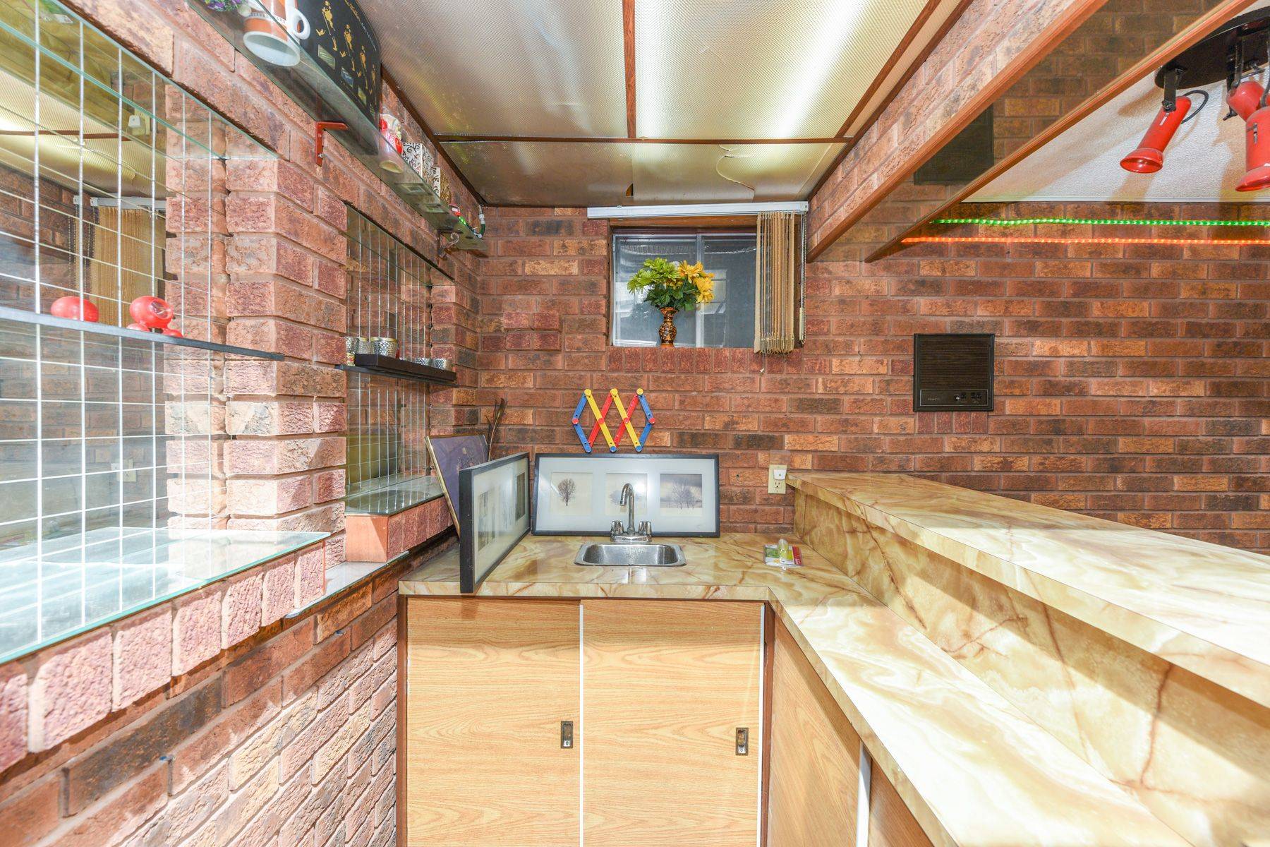 Toronto W10, ON M9V 4P3,27 Kiskadee DR #Basement.