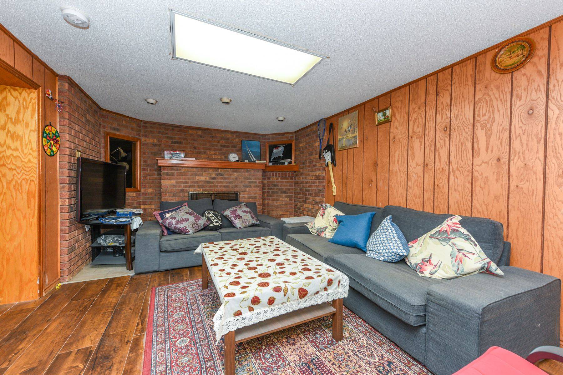 Toronto W10, ON M9V 4P3,27 Kiskadee DR #Basement.