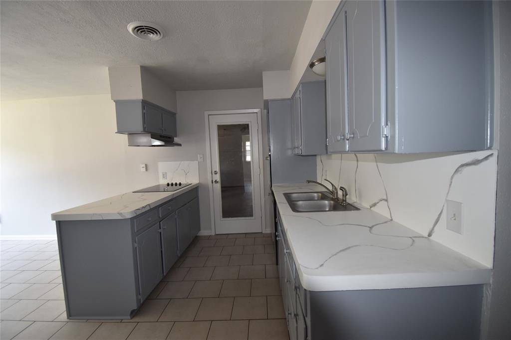 Hurst, TX 76053,1348 Norwood Drive