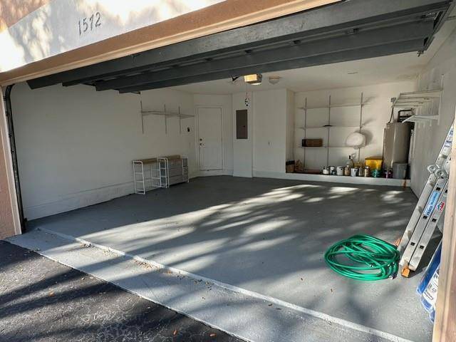 Weston, FL 33327,1572 Banyan Way