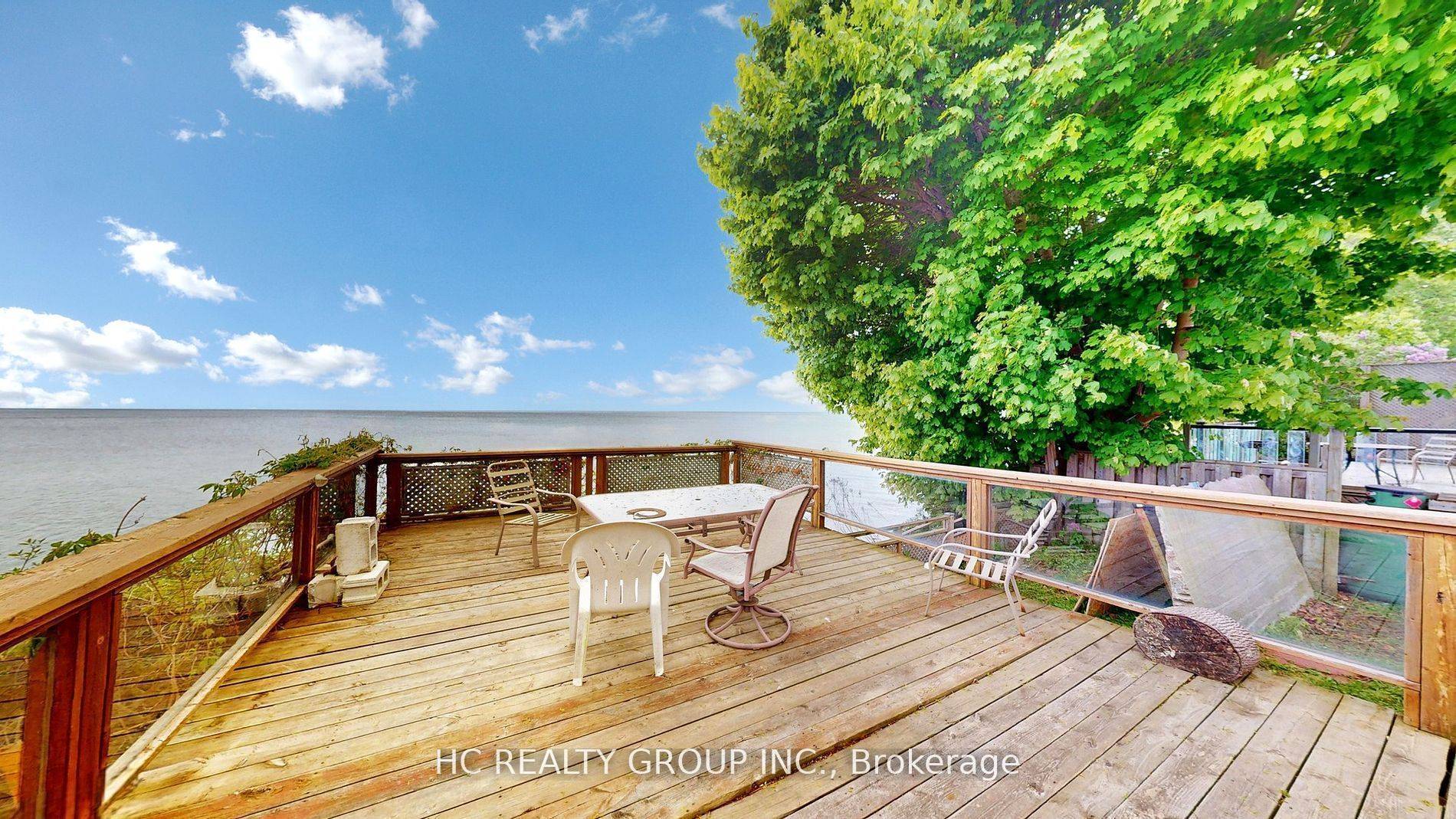 Oshawa, ON L1J 1A1,59 Muskoka AVE #A