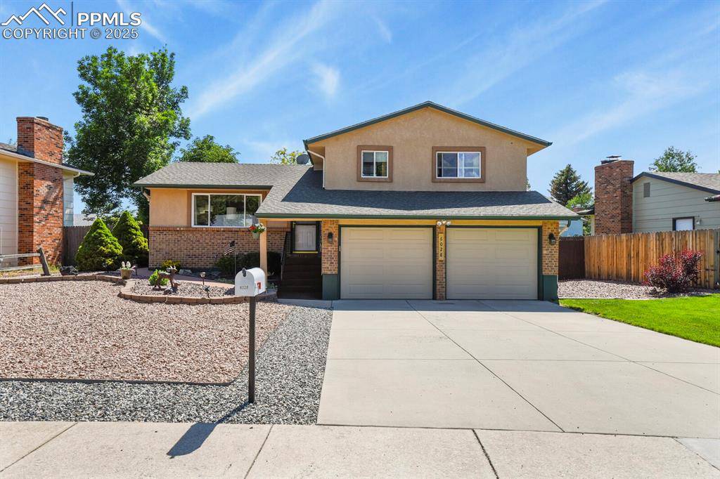 Colorado Springs, CO 80918,6028 Copper Mountain DR