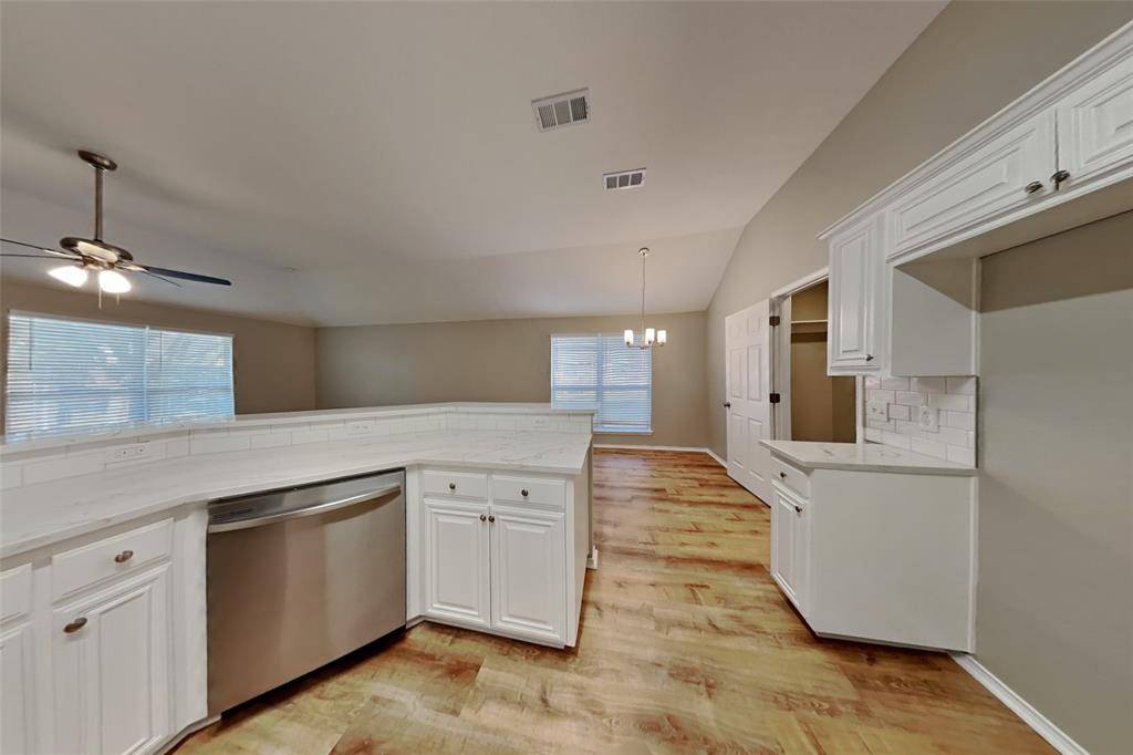 Burleson, TX 76028,525 Reagan Lane