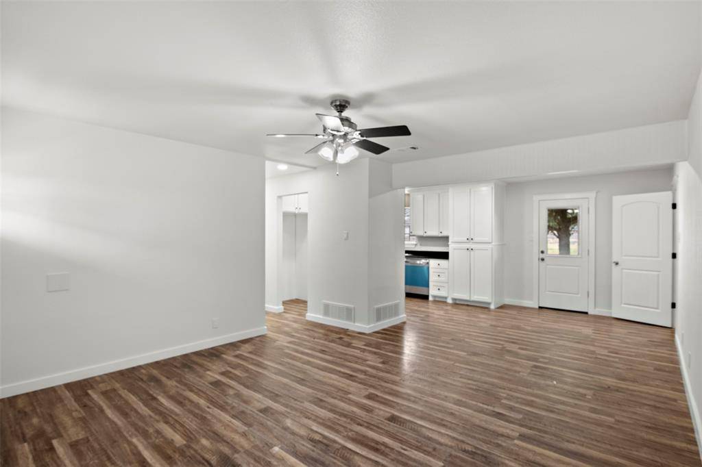 Palmer, TX 75152,412 Green Acres Drive