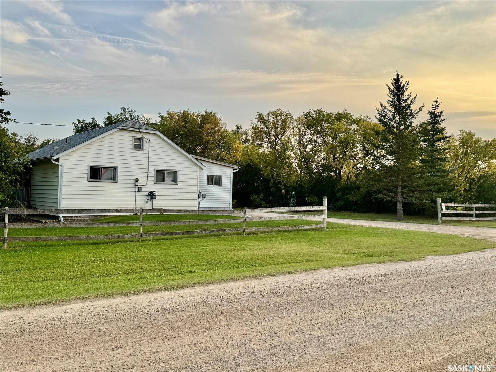 Humboldt, SK S0K 2A0,98 4th AVENUE