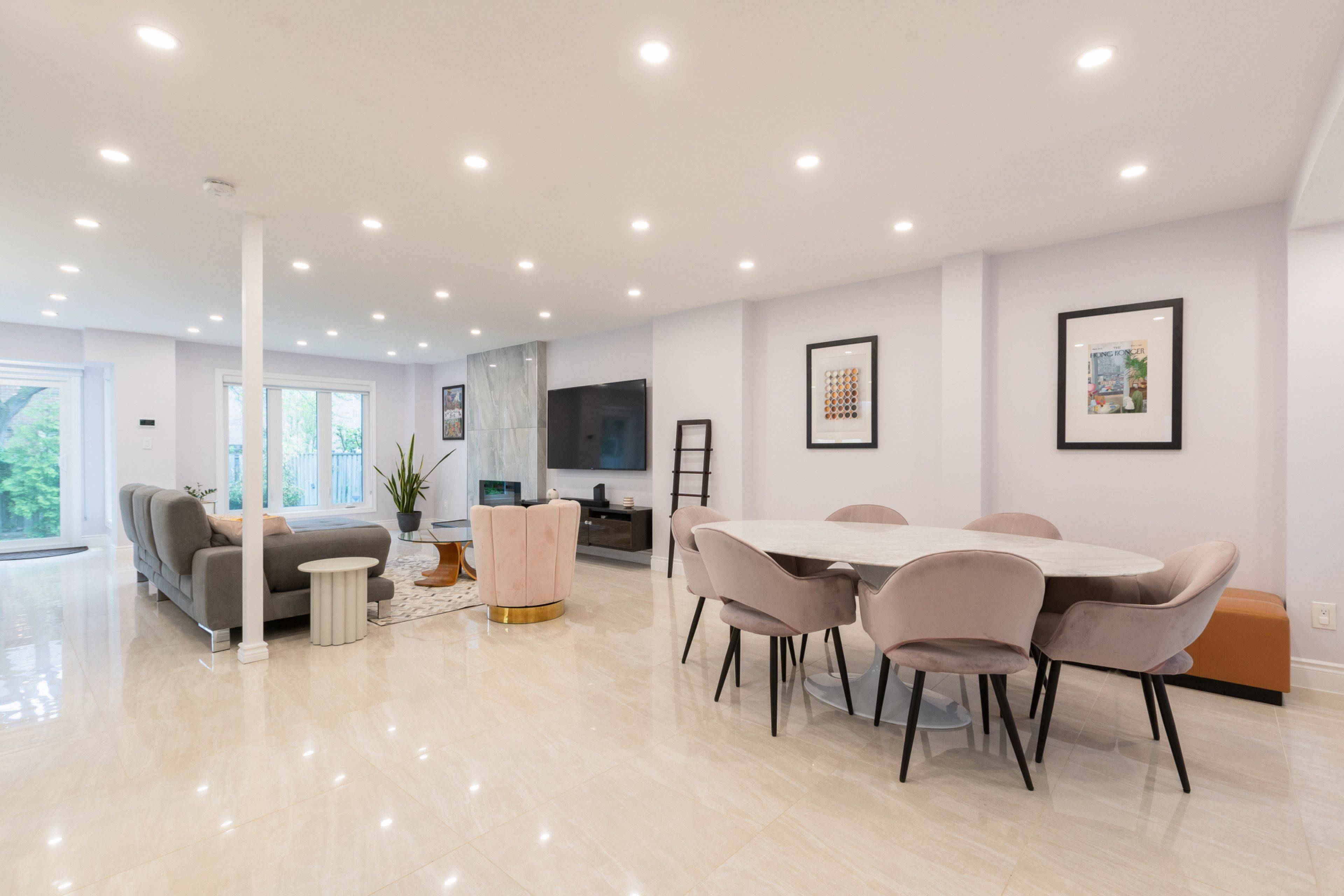 Mississauga, ON L5C 3R4,1309 Sweetbirch CT