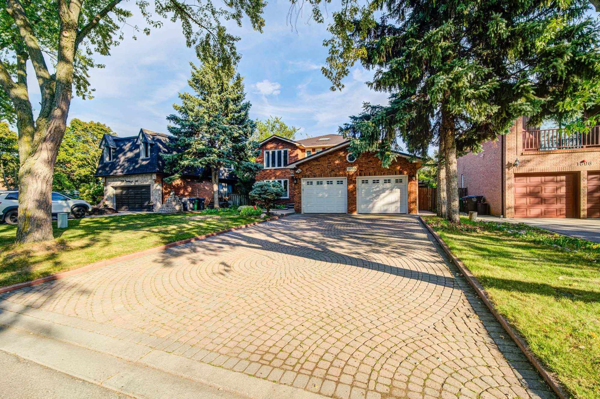 Mississauga, ON L5M 2K2,1690 Carrington RD