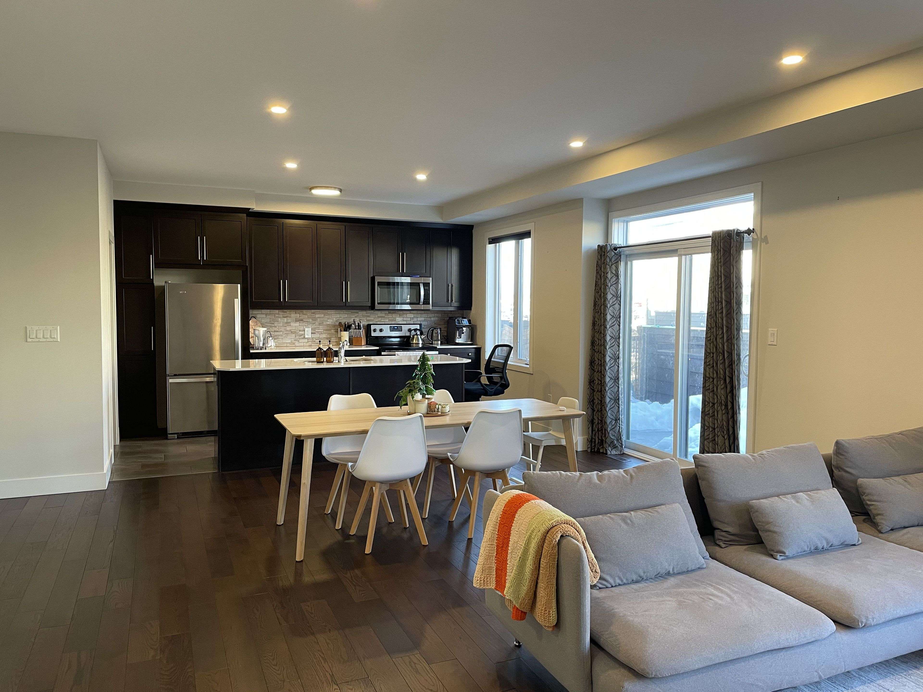 London North, ON N6G 0T8,1960 Dalmagarry RD #52