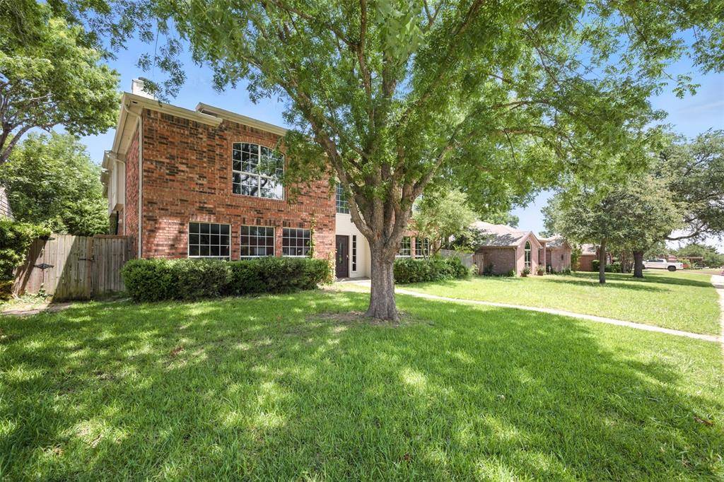 Wylie, TX 75098,825 Foxwood Lane