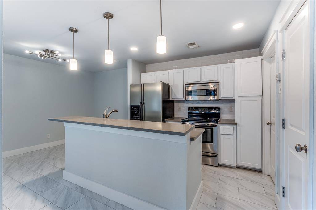 Dallas, TX 75204,3935 Buena Vista Street #F