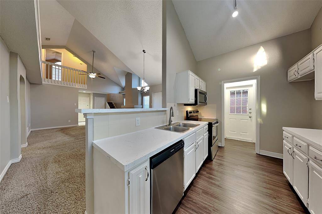 Carrollton, TX 75007,1213 Broken Arrow Trail