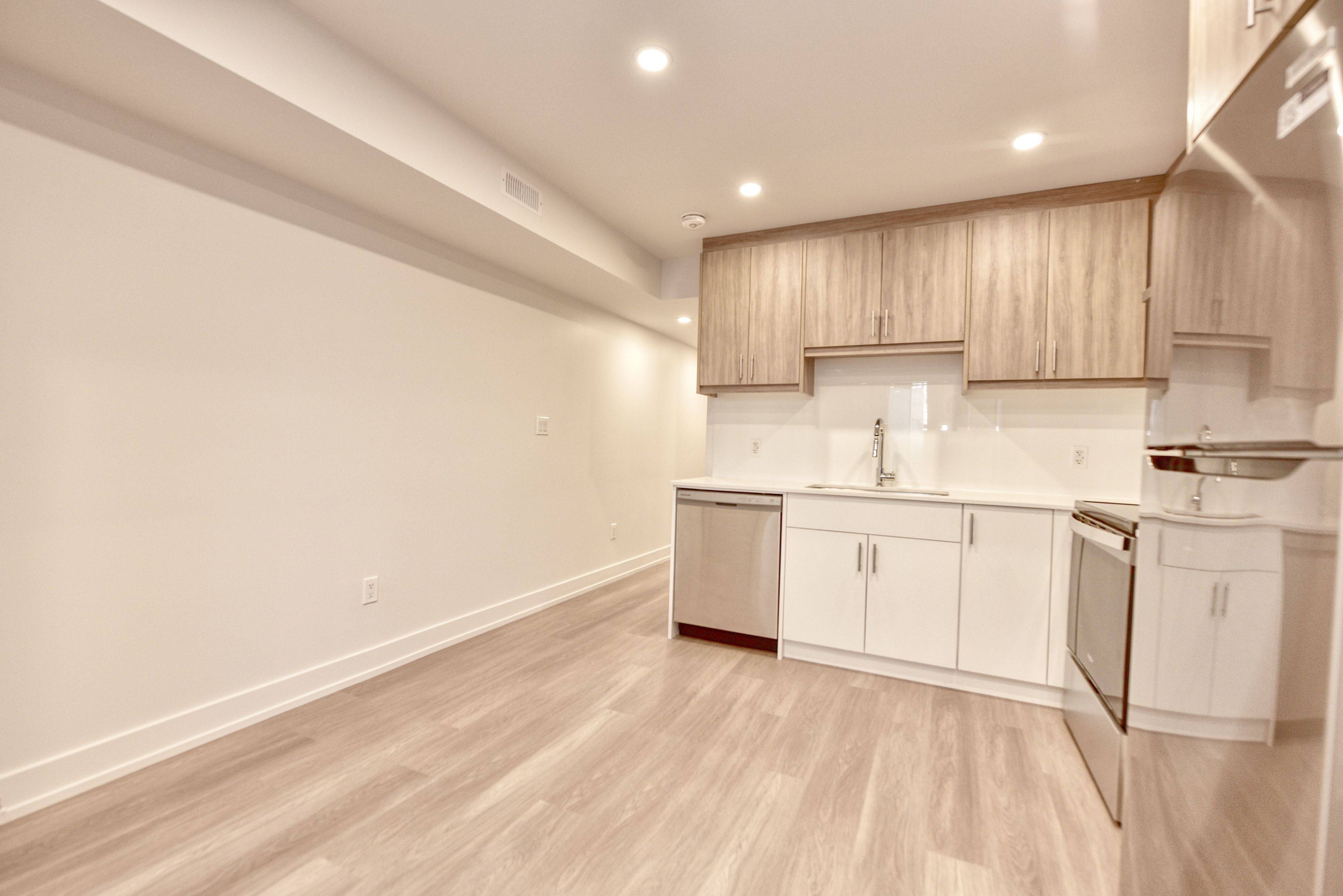 Toronto W03, ON M6E 4R1,385 McRoberts AVE #Basement