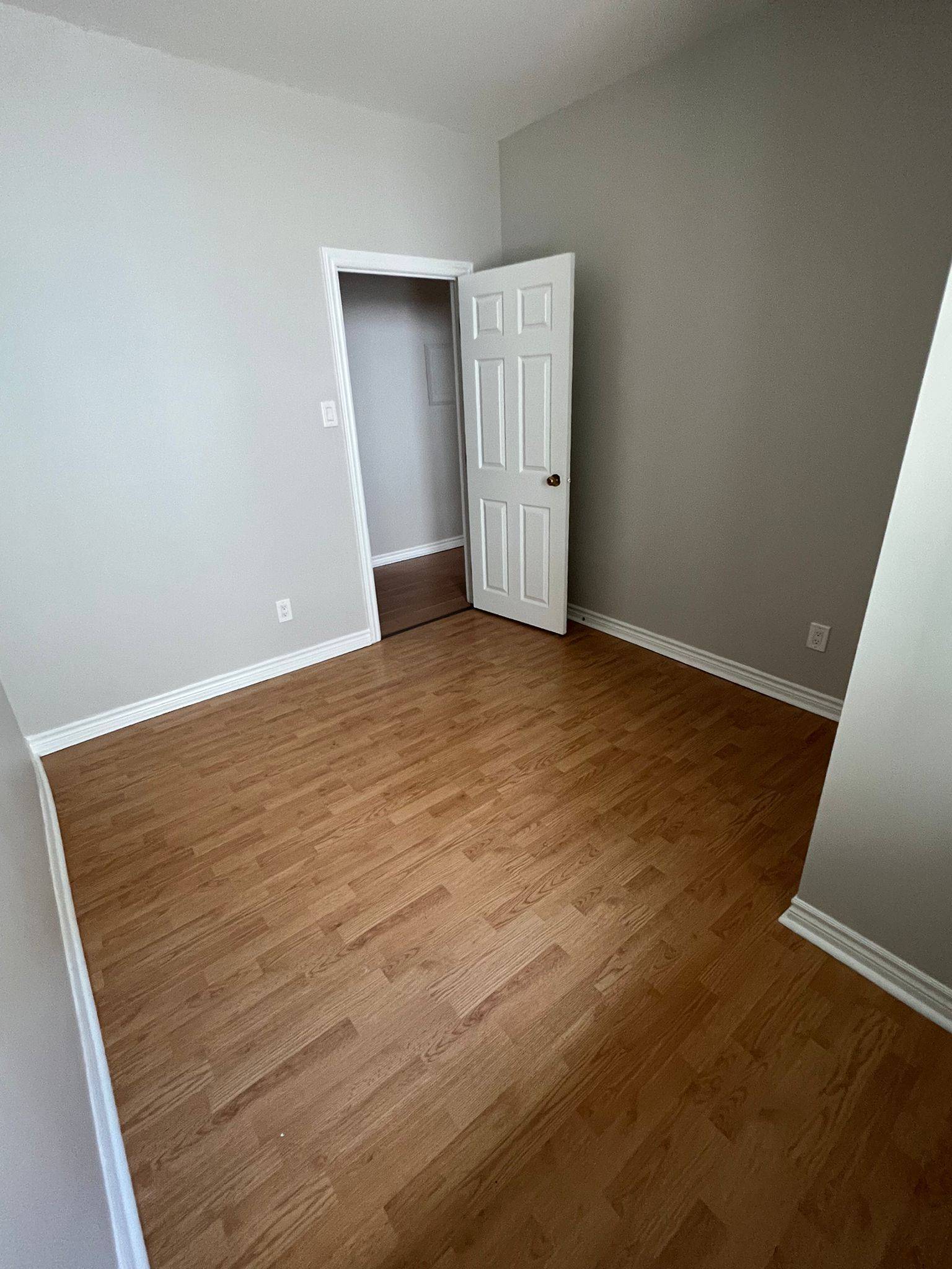 Vanier And Kingsview Park, ON K1L 5H5,18 Jolliet AVE #A