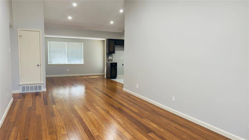 Dallas, TX 75218,12117 Sunland Street