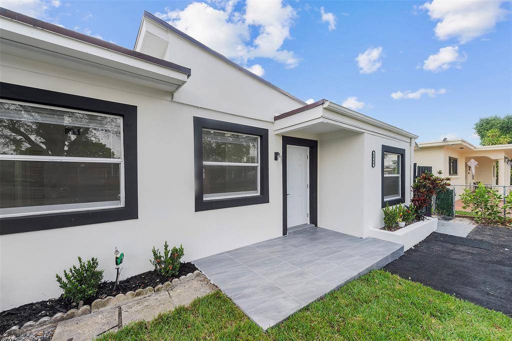 Miami, FL 33144,6840 SW 3rd St