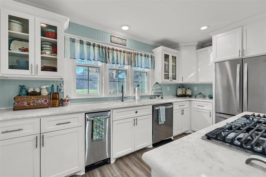 Sherman, TX 75092,1016 Crestview Drive