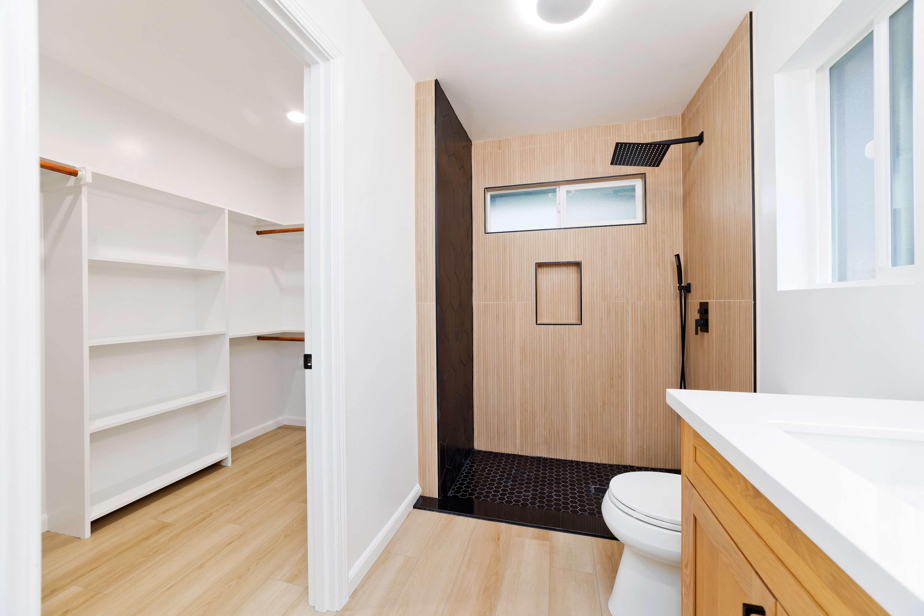 Pahoa, HI 96778,16-2537 AINALOA DR