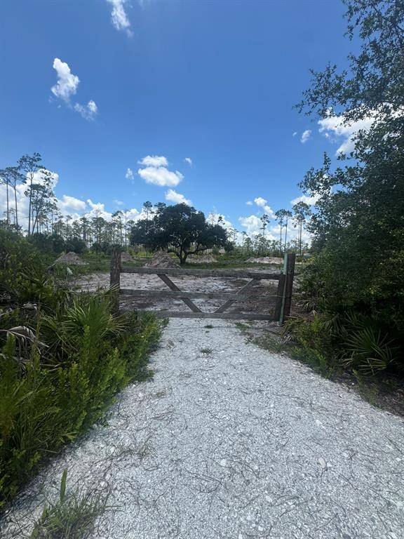 Okeechobee, FL 34972,32801 Highway 441 N Lot 154