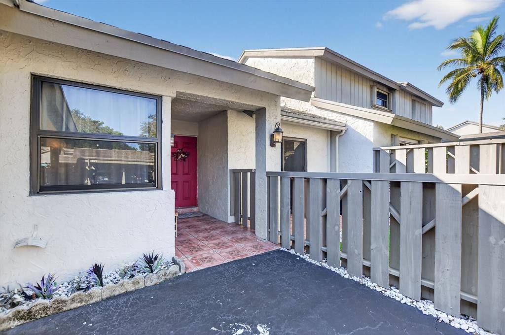 Deerfield Beach, FL 33442,479 Deer Creek Wildwood Lane E