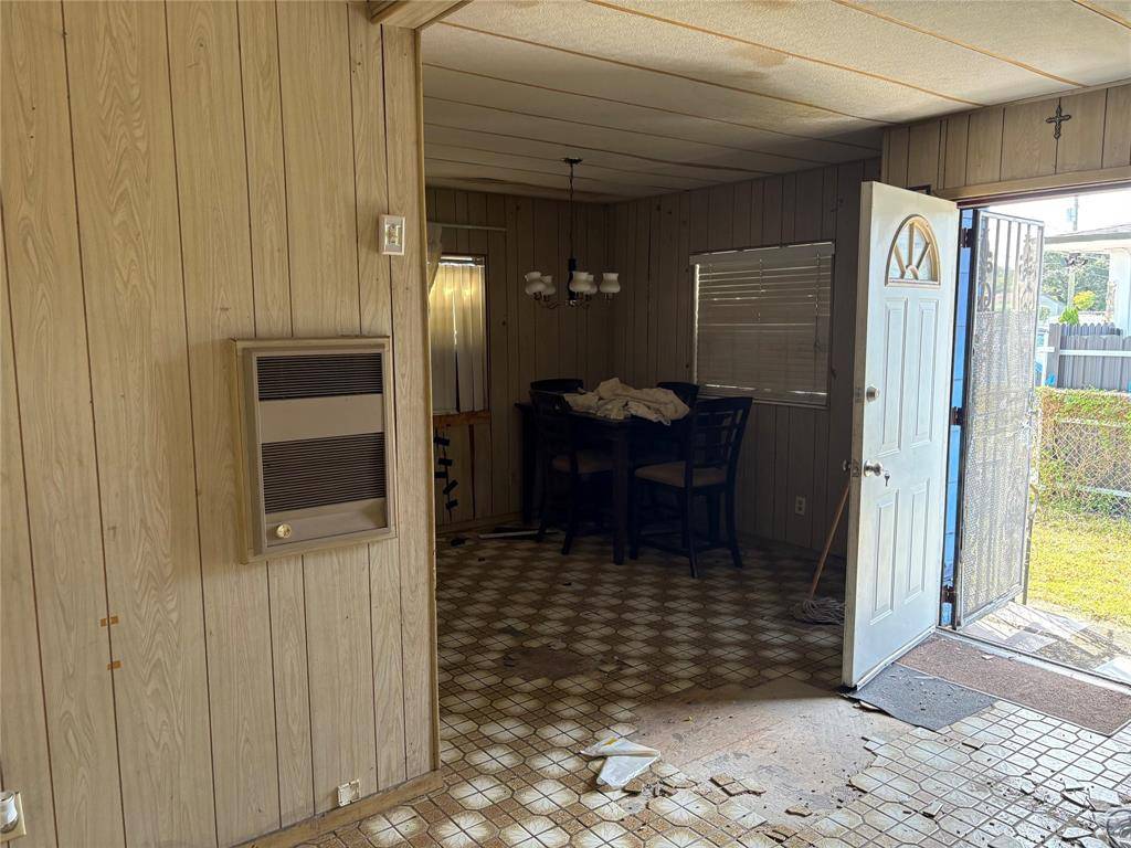 Miami, FL 33142,2129 NW 59th St