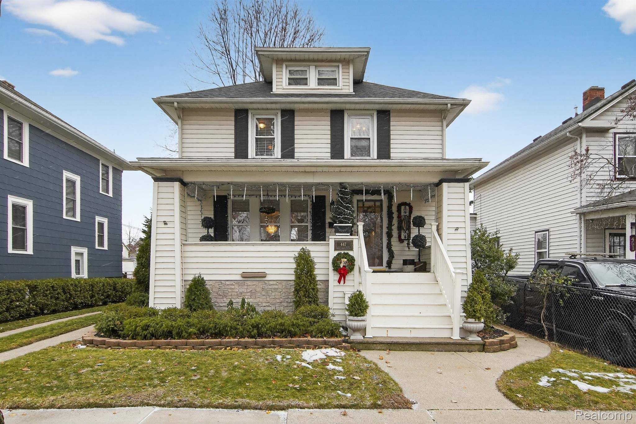 Wyandotte, MI 48192,447 Maple ST