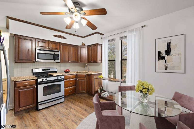 Morristown Town, NJ 07960,61 Western Ave #C