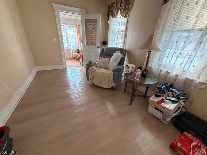 Roselle Park Boro, NJ 07204,455 E Westfield Ave