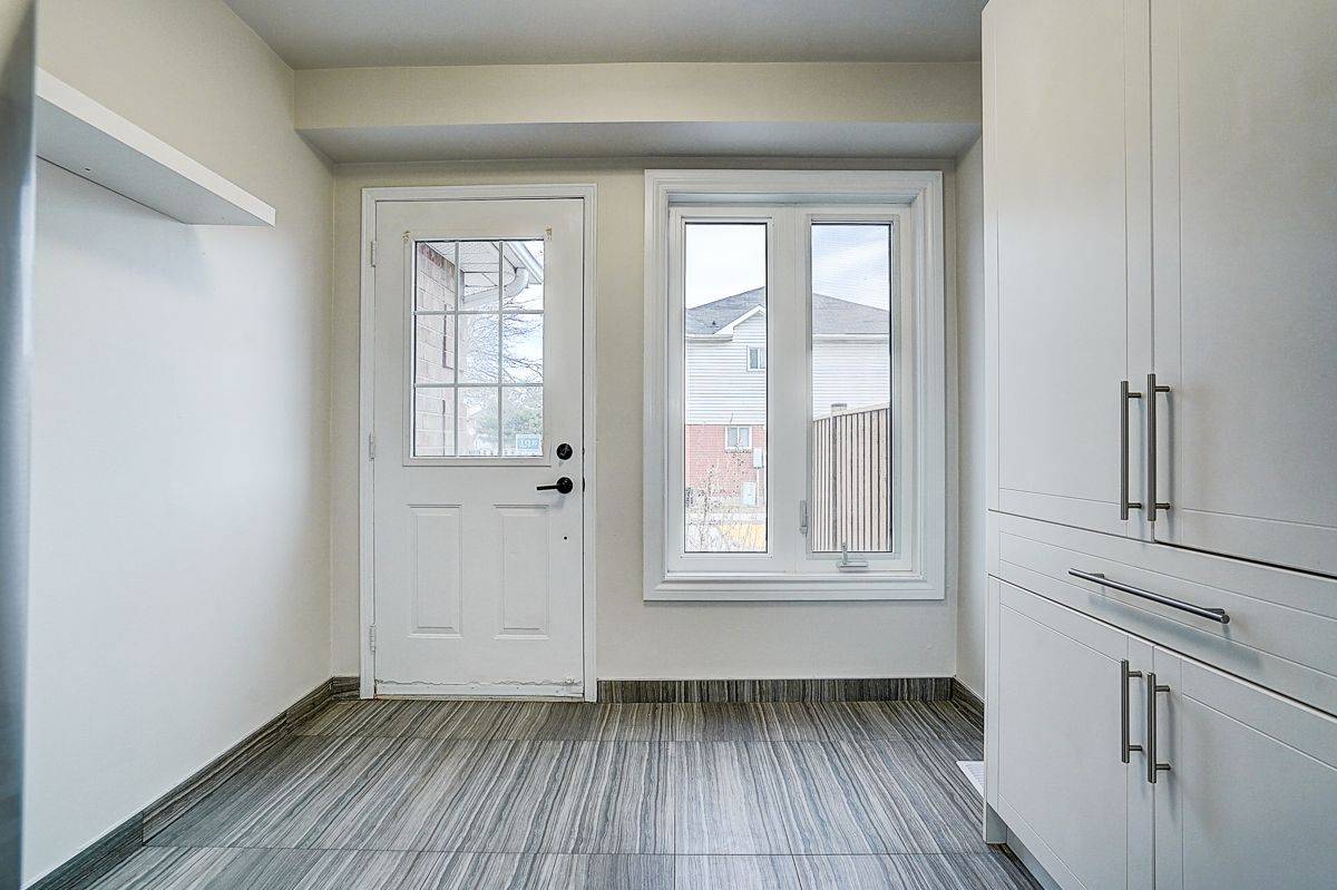 Mississauga, ON L5V 1Y3,1485 Torrington DR #21