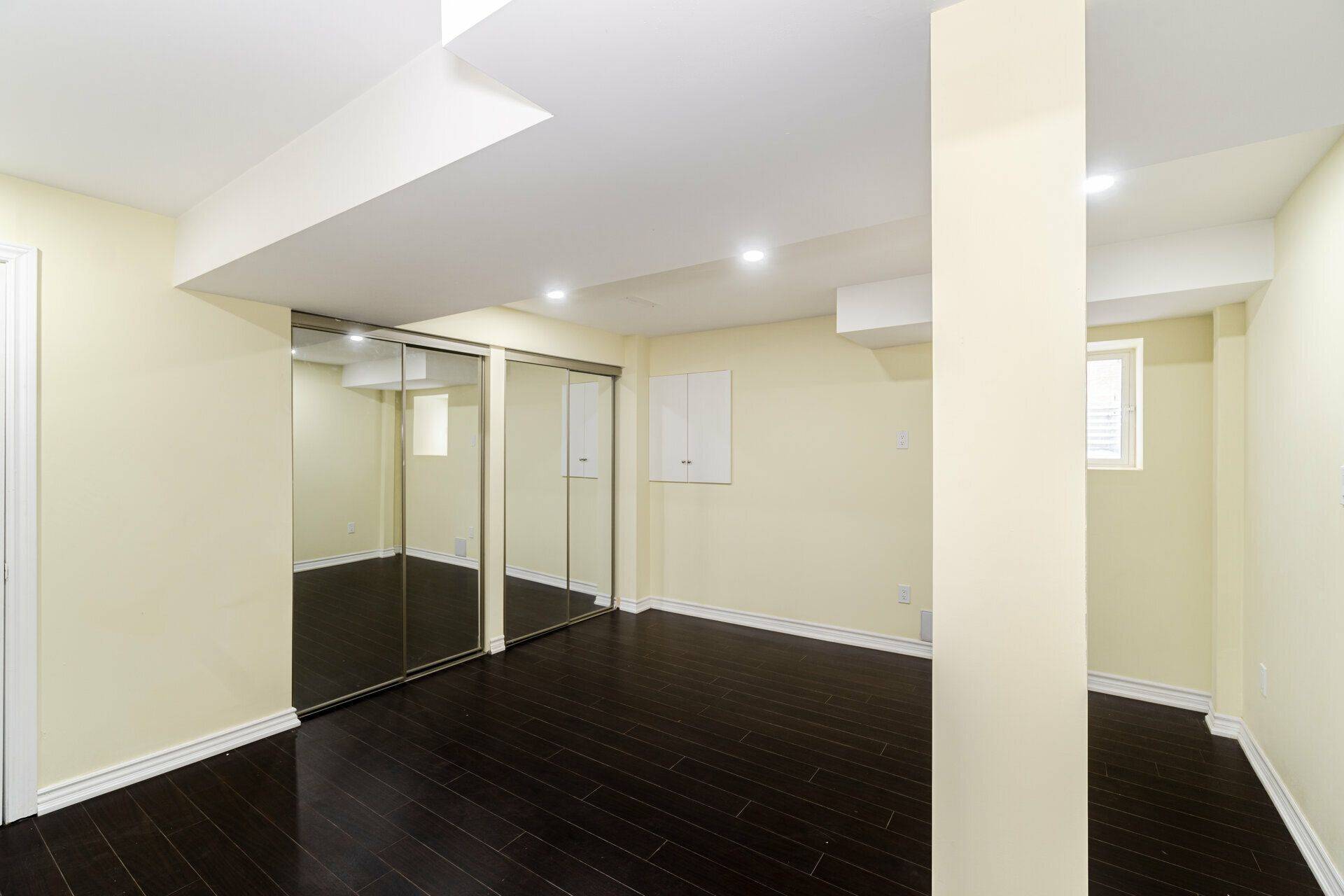 Brampton, ON L6Y 5K8,6 Nova Scotia RD W #Bsmt