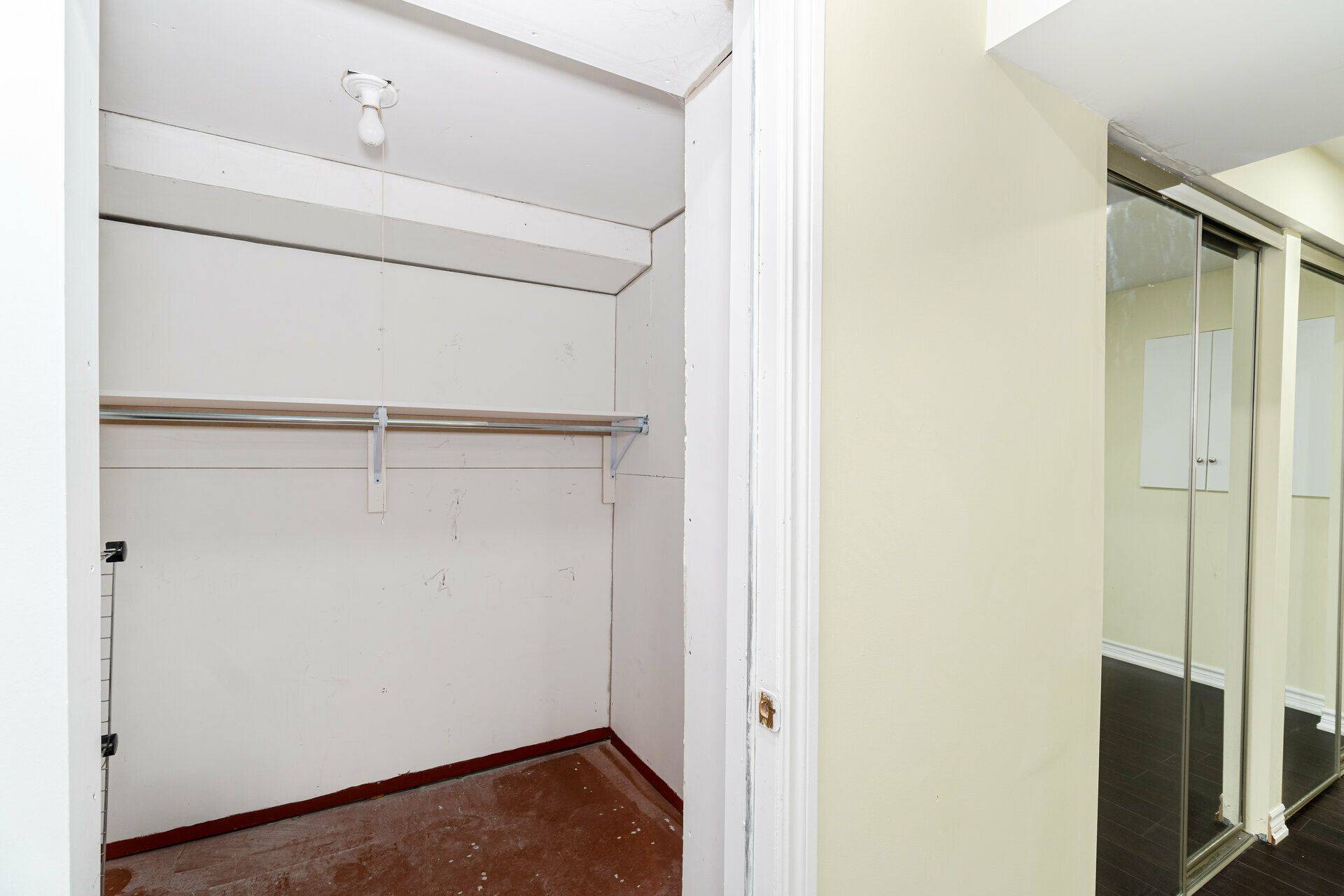 Brampton, ON L6Y 5K8,6 Nova Scotia RD W #Bsmt