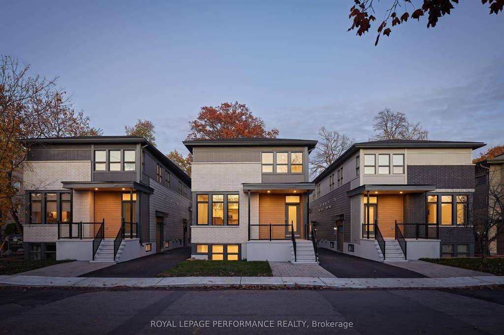 Westboro - Hampton Park, ON K1Z 5N6,417 TWEEDSMUIR AVE #C